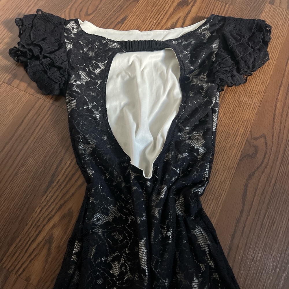 Steve Madden Black and Cream Lace Dress - Picture 3 of 4